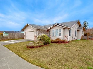 2340 Adkins Ct, McKinleyville, CA 95519