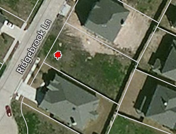 1st image of 2405 Dry Bank Ln