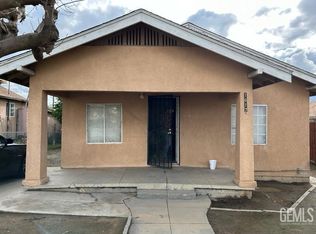 1617 Quincy St, Bakersfield, CA 93305