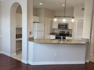 860 N Orange Ave APT 167, Orlando, FL 32801