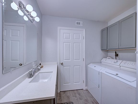 5th image of 3311 16th Ave N #3323