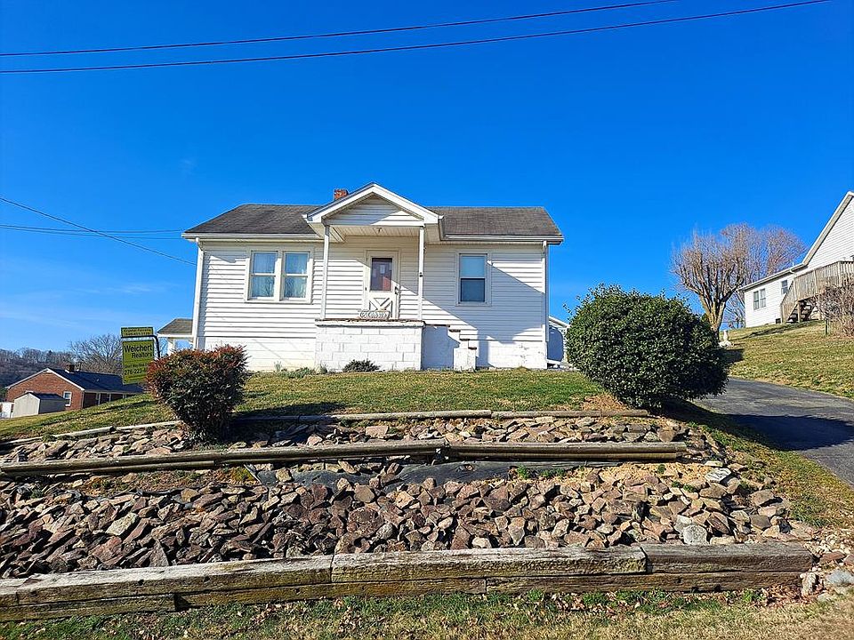 1st image of 1265 N 1st St