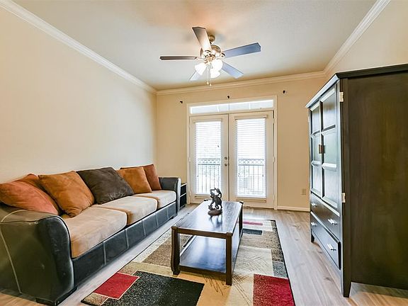 2nd image of 1711 Old Spanish Trl APT 137