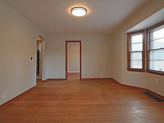 2nd image of 545 E Westfield Blvd