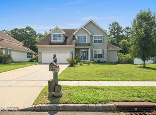 8 Gaskill Dr, Little Egg Harbor, NJ 08087