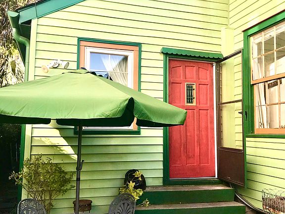 4th image of 923 Piety St #2