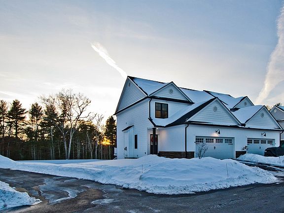 2nd image of 36 Compass Point Dr #36