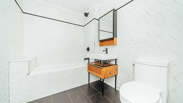 Rented by Nooklyn NYC LLC | media 114