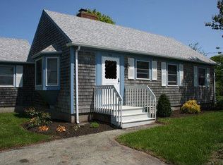 78 Fresh River Ln, Falmouth, MA 02540