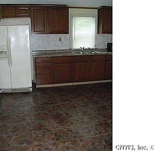 5th image of 111 Stedman St #15