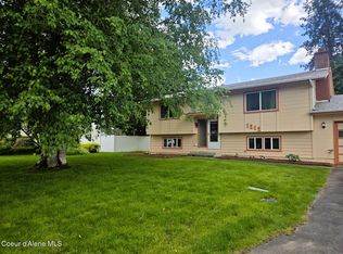 1212 E Fernwood Ct, Coeur D Alene, ID 83815