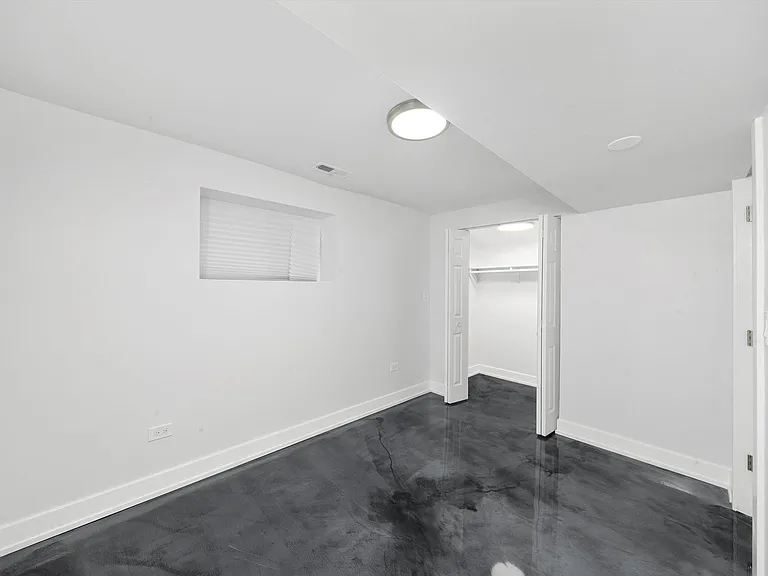 1010 S Mason Ave — Photo 9