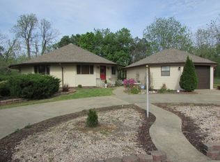 12 Burnmouth Ln, Bella vista, AR 72715
