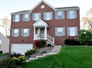 1880 Pioneer Dr, Sewickley, PA 15143
