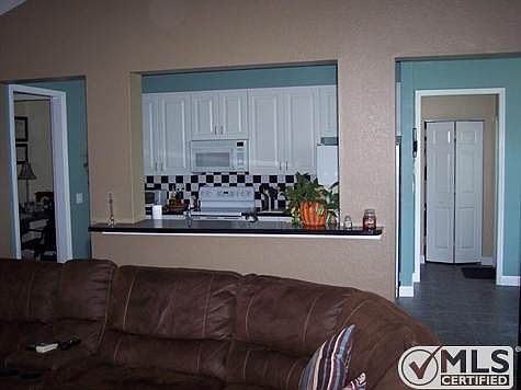5th image of 3266 Salinger Way #16