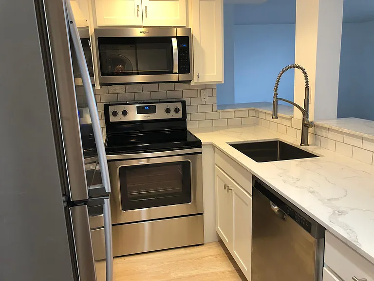1600 SE 15th St #607 — Photo 9