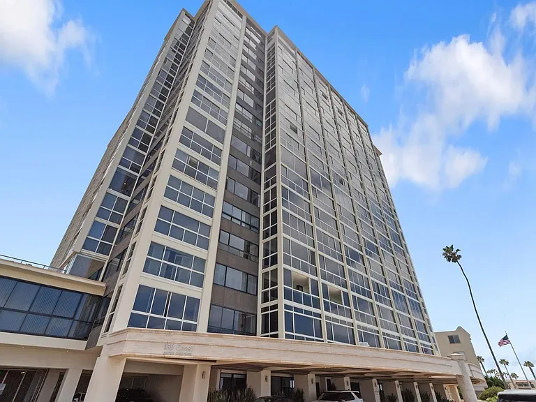 939 Coast Blvd #6F — Photo 20