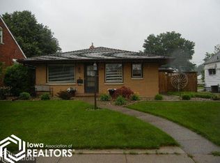 1729 Avenue E, Fort Madison, IA 52627