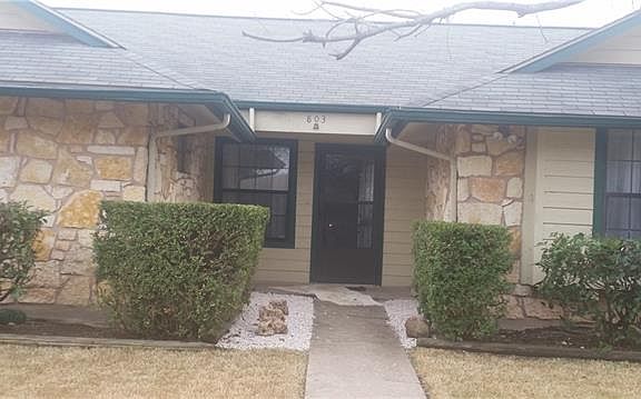 2nd image of 803 Greenwich Pl