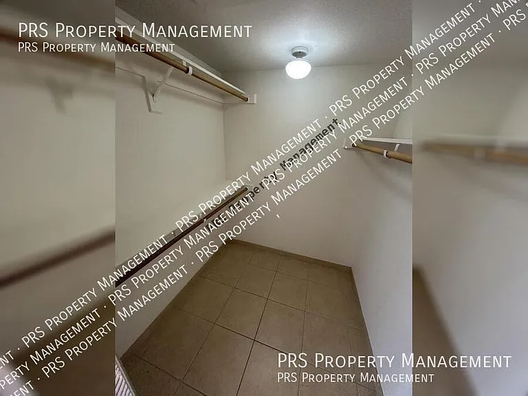 1762 W Colt Rd — Photo 27