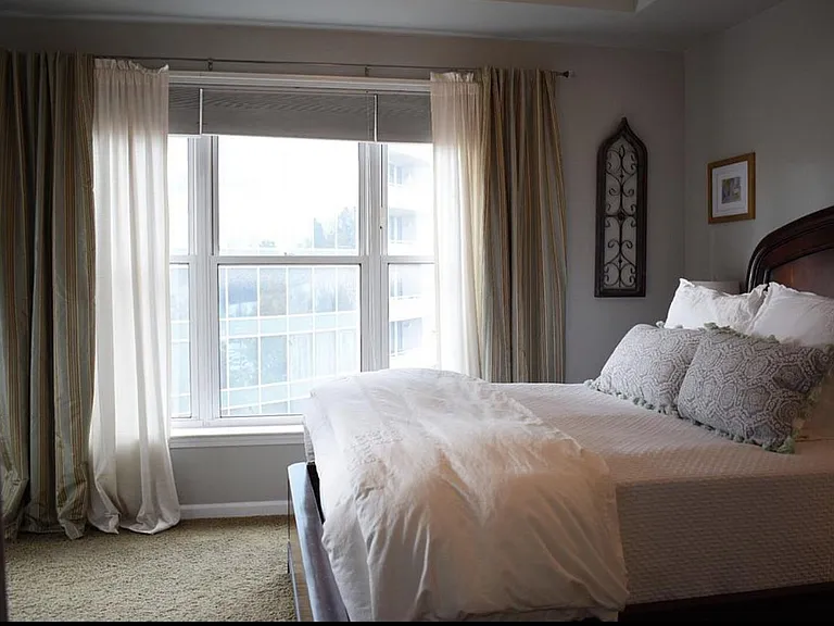3334 Peachtree Rd NE #404 — Photo 3