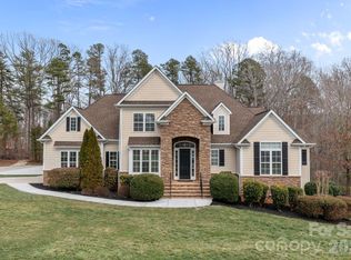 141 Winding Creek Dr, Troutman, NC 28166