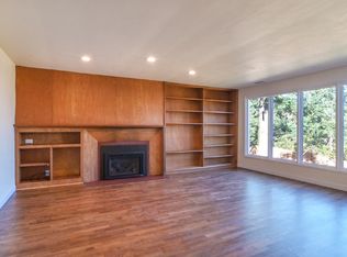 1515 Em Ray Dr, Eugene, OR
