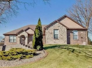 2 Red Fox Rd, Belleville, IL 62223