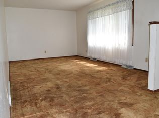 113 18th St NE, Watertown, SD 57201