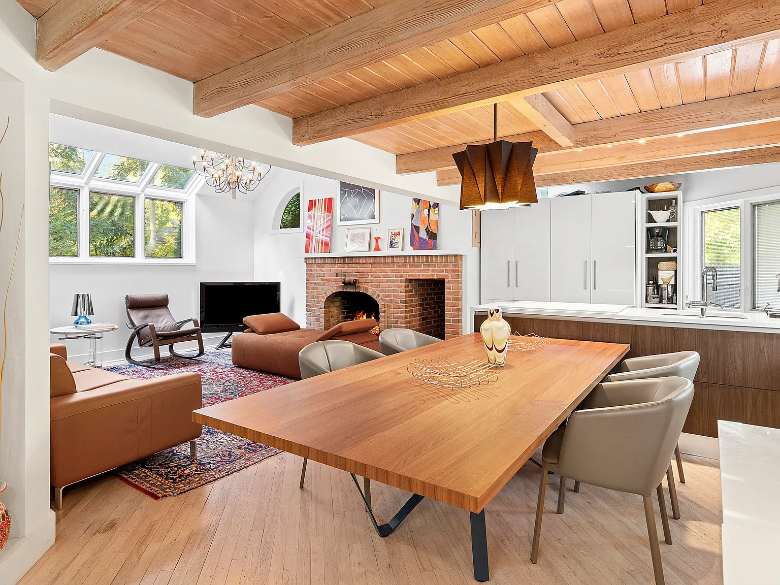 East Hampton Village Rental — Photo 1