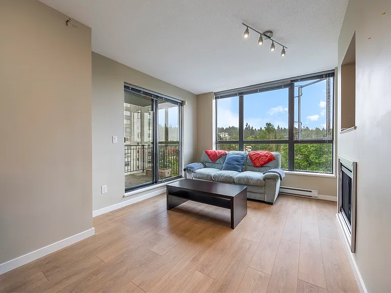 511 Rochester Ave #1004 — Photo 2