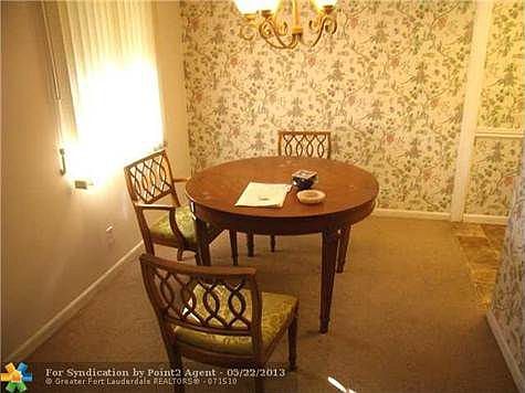 3rd image of 134 Lyndhurst #F