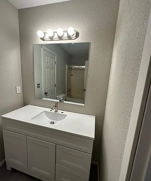 9253 SW Terwilliger Blvd — Photo 13