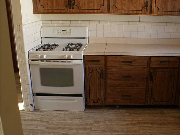 5th image of 9800 Calumet Dr