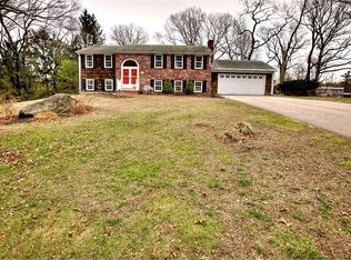 84 Keats Dr, North Kingstown, RI 02852
