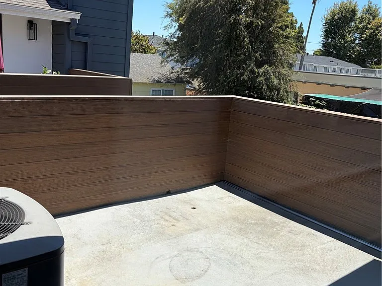 345 Avocado St — Photo 14