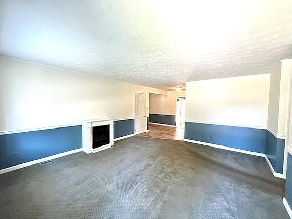2nd image of 1724 Carl Dr