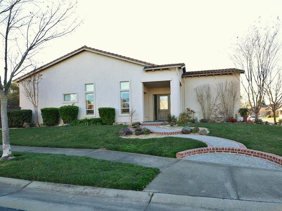 1st image of 2806 Rockaway Ln