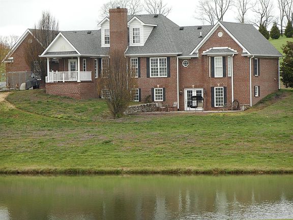 4th image of 41 Walnut Hill Ct