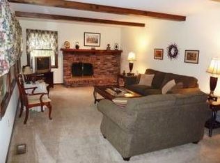 10 Roxbury Dr, Medford, NJ 08055