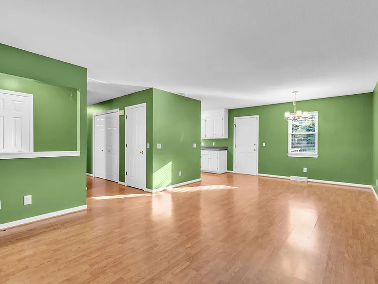 18 Genesis Ct #A — Photo 6