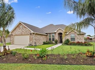 420 Lakewood Dr, Luling, LA 70070