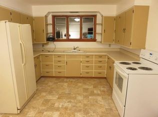 36 Lodge St, Amsterdam, NY 12010