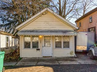 249 W Harris Ave, Ravenna, OH 44266