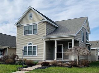 4 Vettura Ct, Malta, NY 12020
