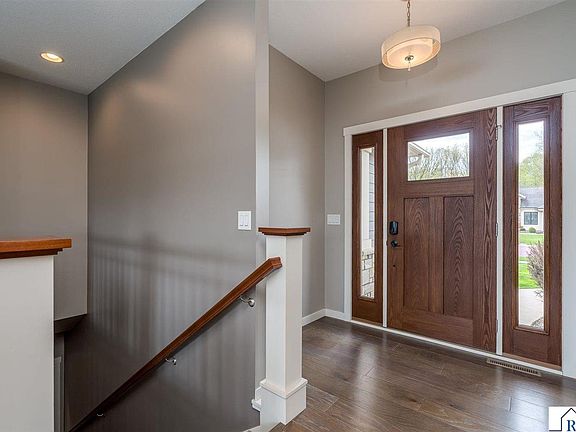 4th image of 112 Hidden Oaks Cir