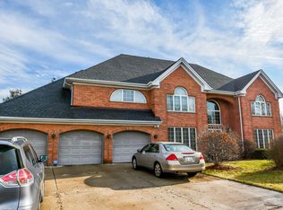 1409 Logan St, Schaumburg, IL