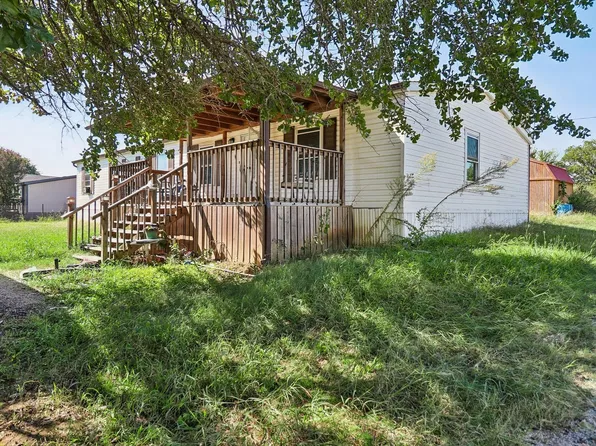 169 Lowrey Cir, Springtown, TX 76082