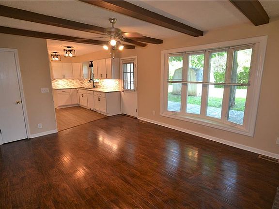 5th image of 525 Wayside Ct