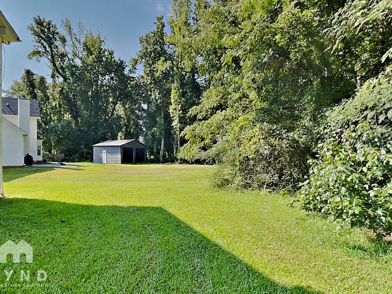 10851 Southshore Ct — Photo 24